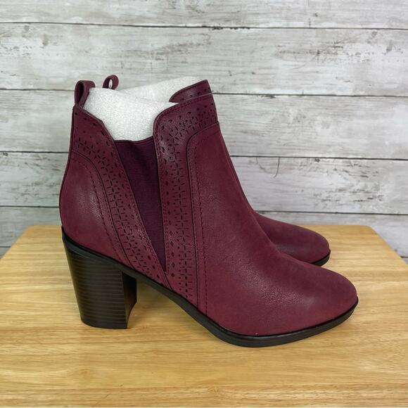 Mia Sutton Booties Burgundy Size 9.5 - Picture 1 of 5